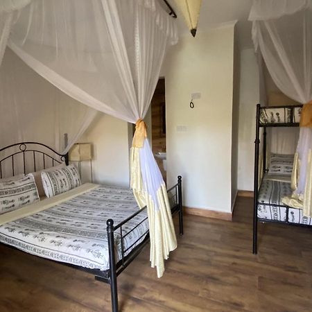 Ahadi Lodge Arusha Buitenkant foto