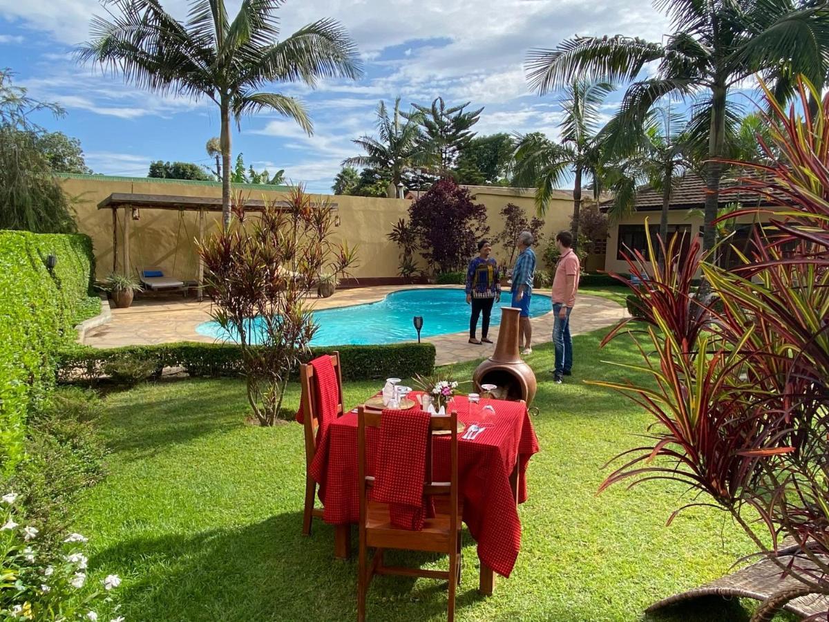Ahadi Lodge Arusha Buitenkant foto