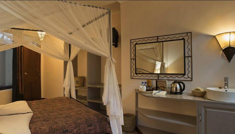 Ahadi Lodge Arusha Buitenkant foto