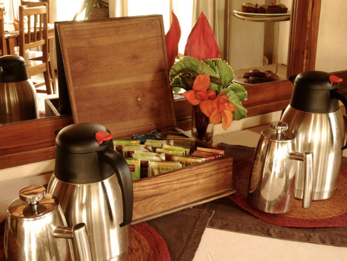 Ahadi Lodge Arusha Buitenkant foto