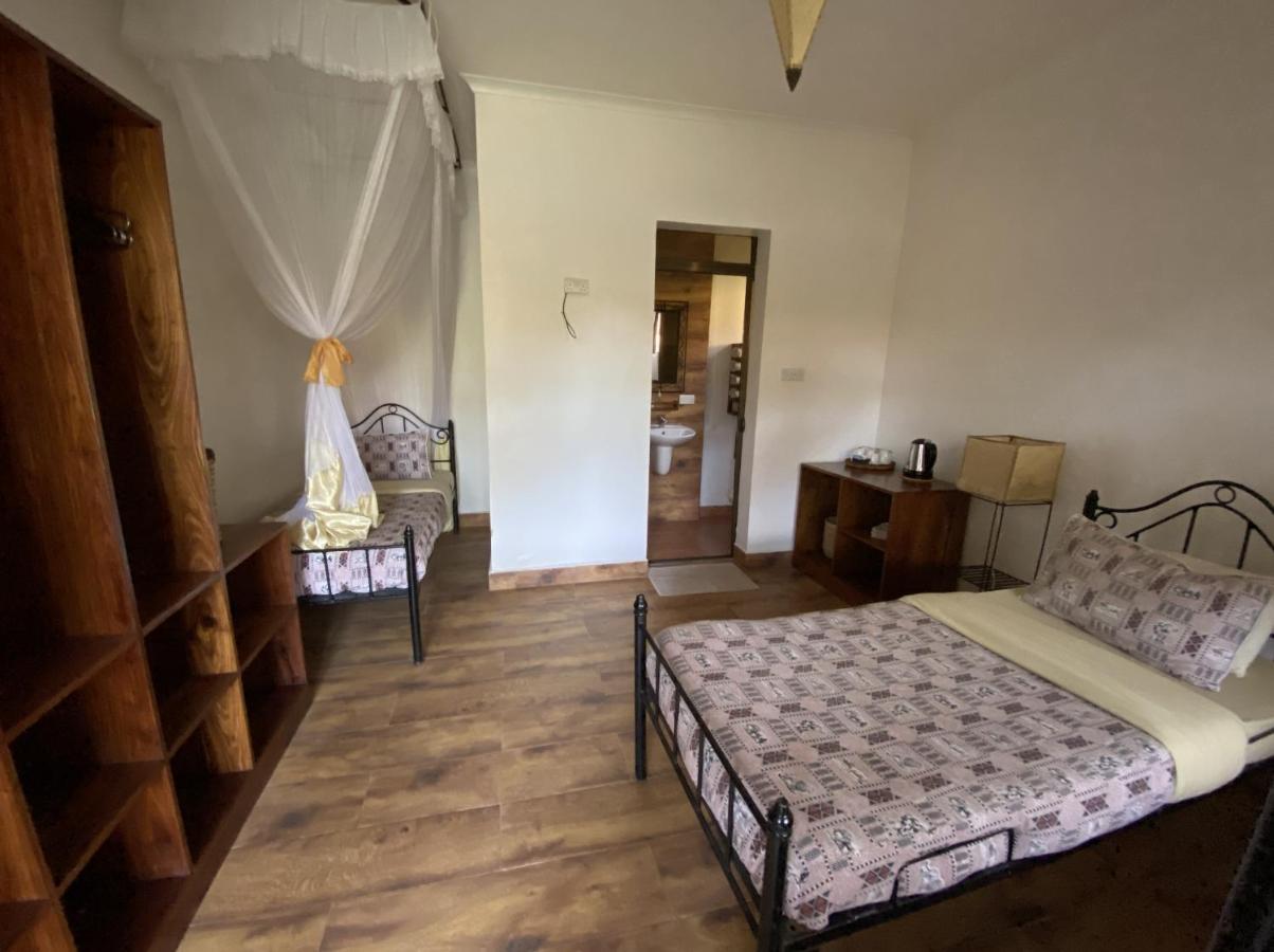Ahadi Lodge Arusha Buitenkant foto
