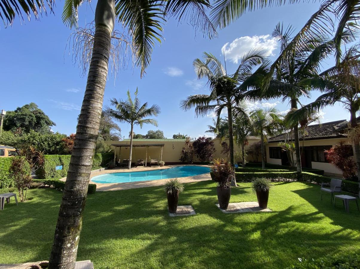 Ahadi Lodge Arusha Buitenkant foto