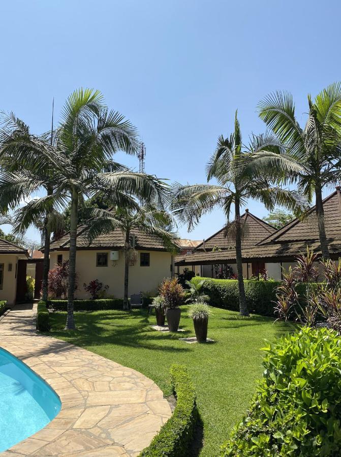 Ahadi Lodge Arusha Buitenkant foto